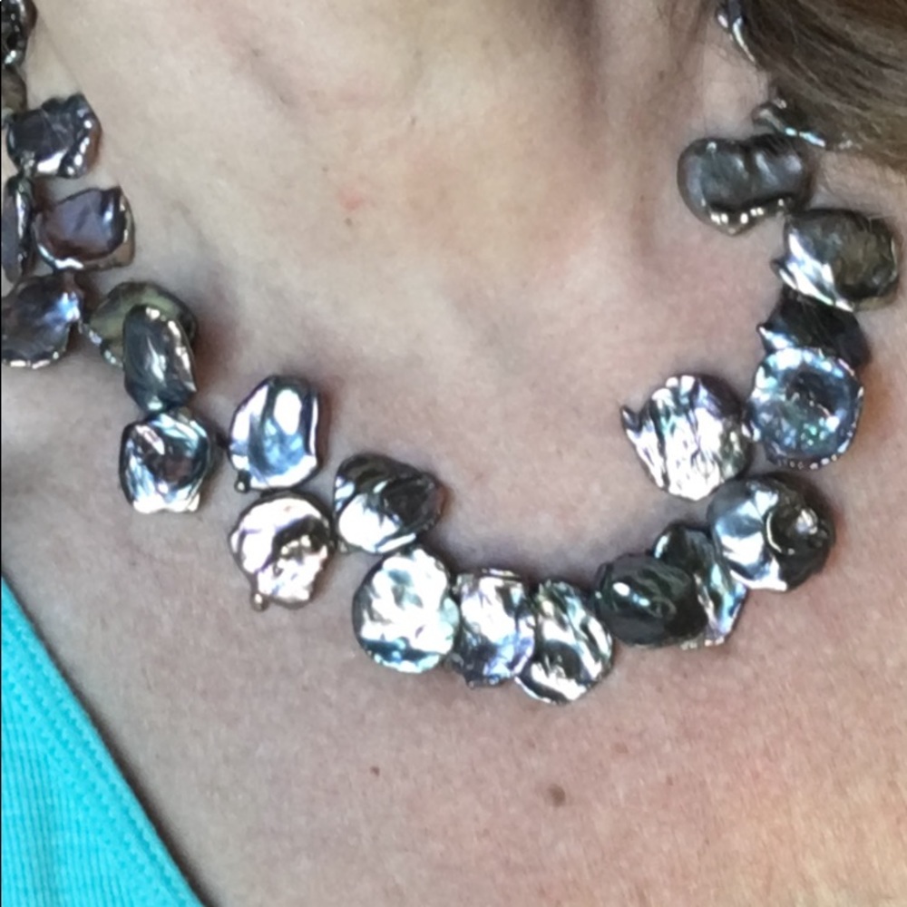 RARE Bling from the Sea!14k clasp Tahitian Keshi pearls - Picture 4 of 4